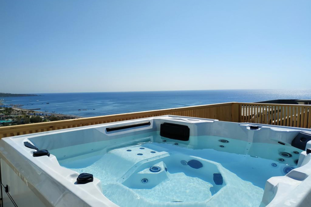 Pegasos Deluxe Beach Hotel