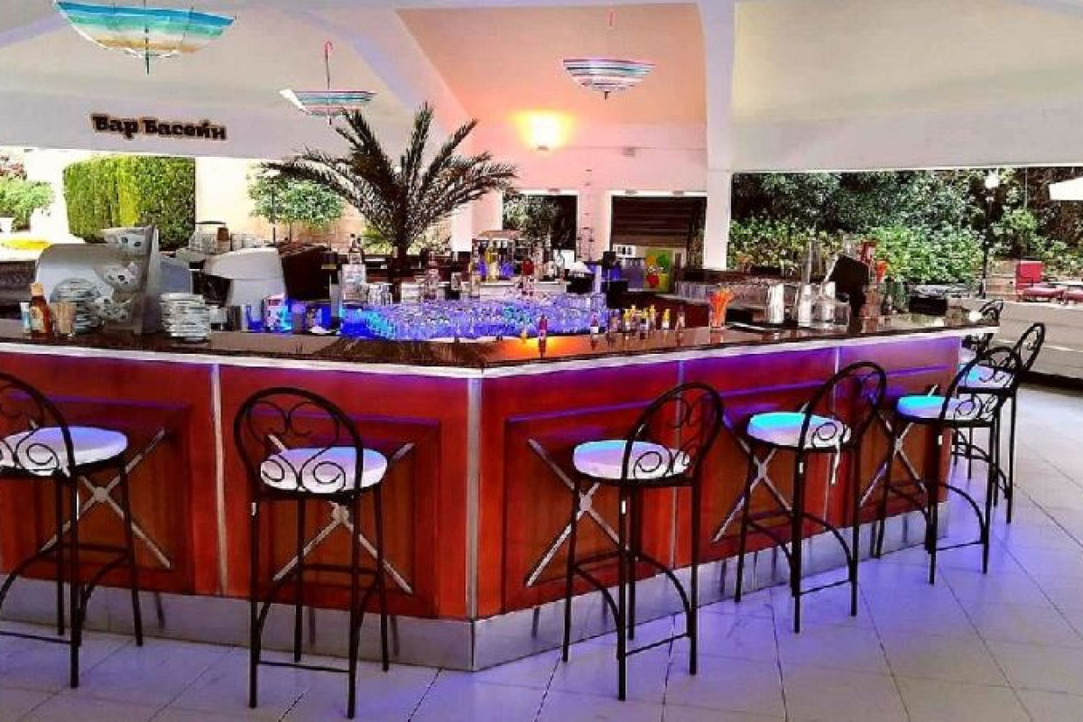 PELIKAN HOTEL