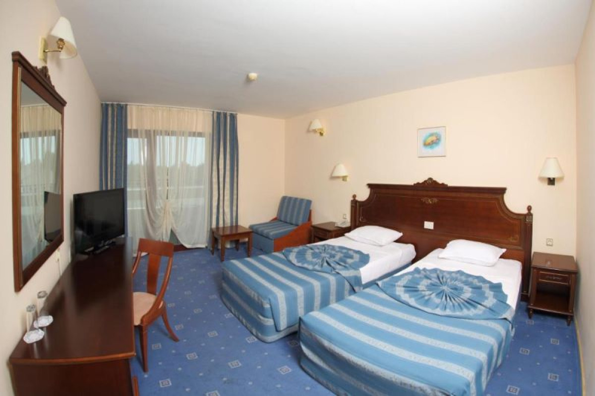 PELIKAN HOTEL