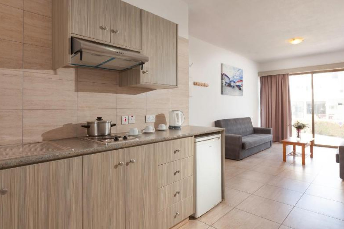 Penelope Beach Hotel Apts