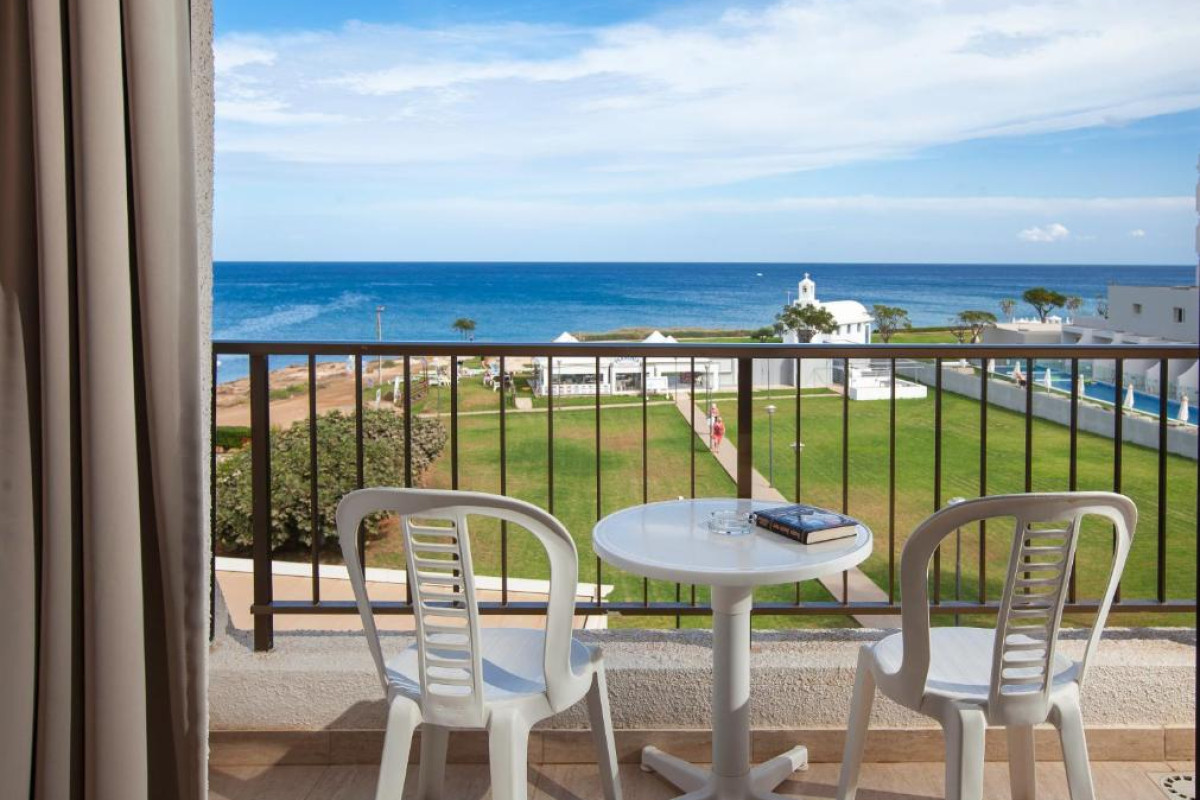 Penelope Beach Hotel Apts
