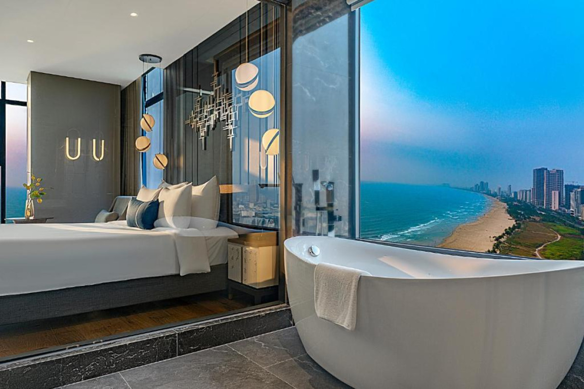 Peninsula Hotel Danang