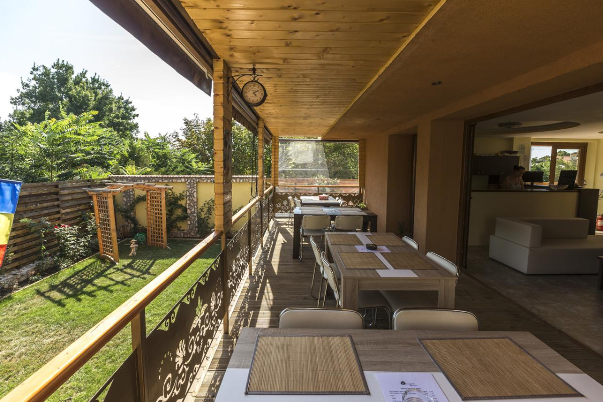 Pensiune Rosiem House