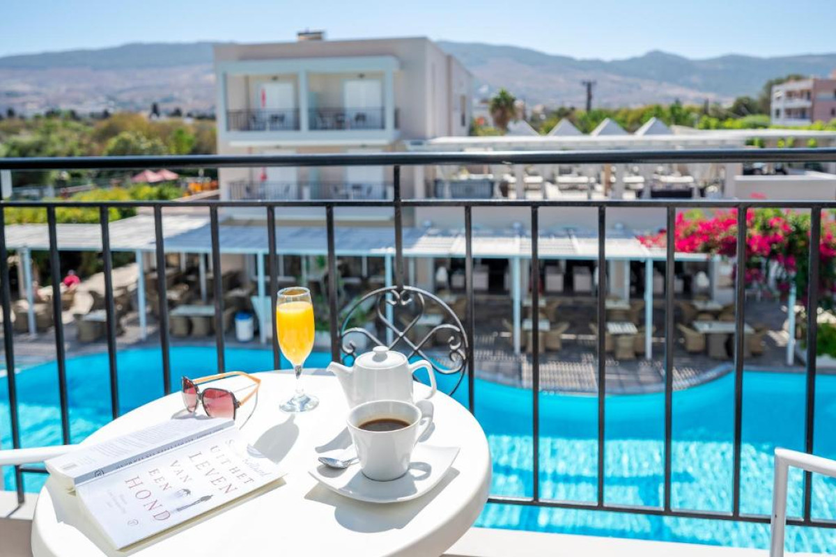 PERIDIS FAMILY RESORT