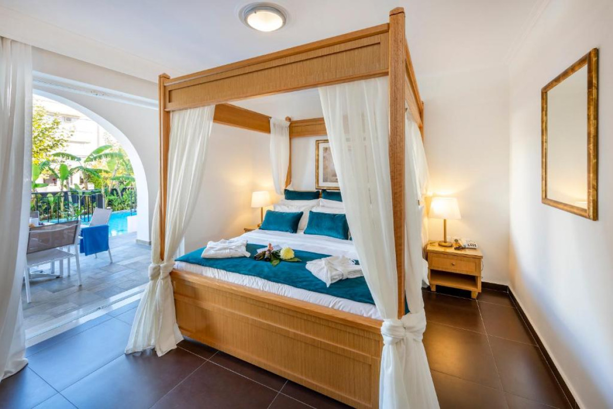PERIDIS FAMILY RESORT