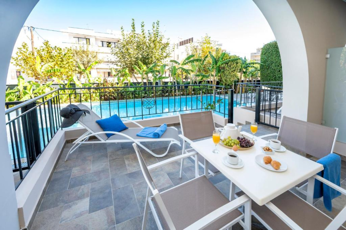 PERIDIS FAMILY RESORT