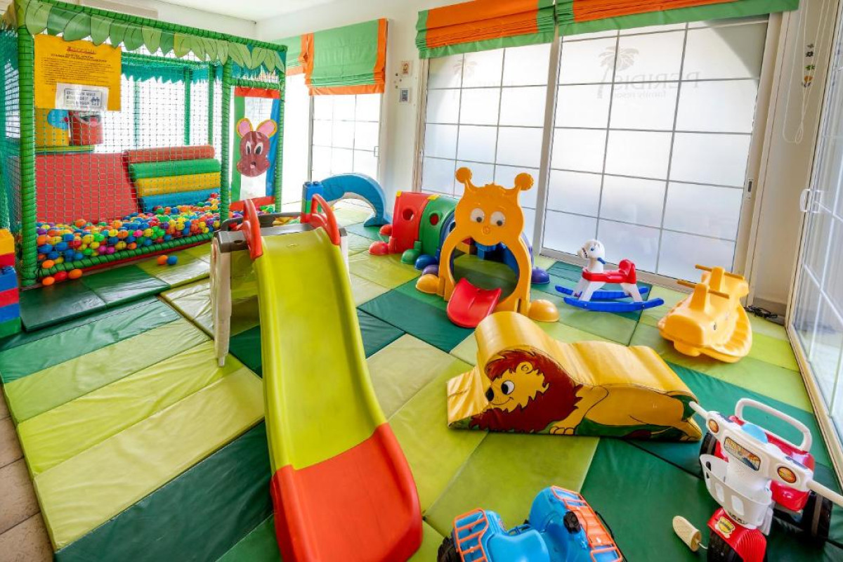 PERIDIS FAMILY RESORT