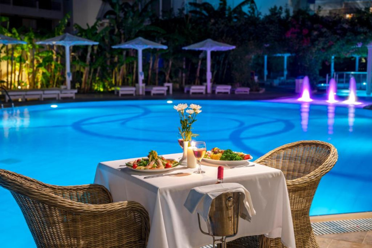 PERIDIS FAMILY RESORT