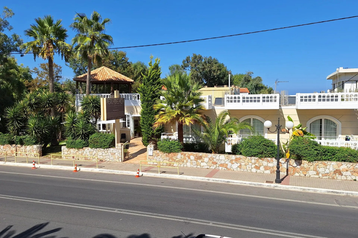 PERLA BEACH