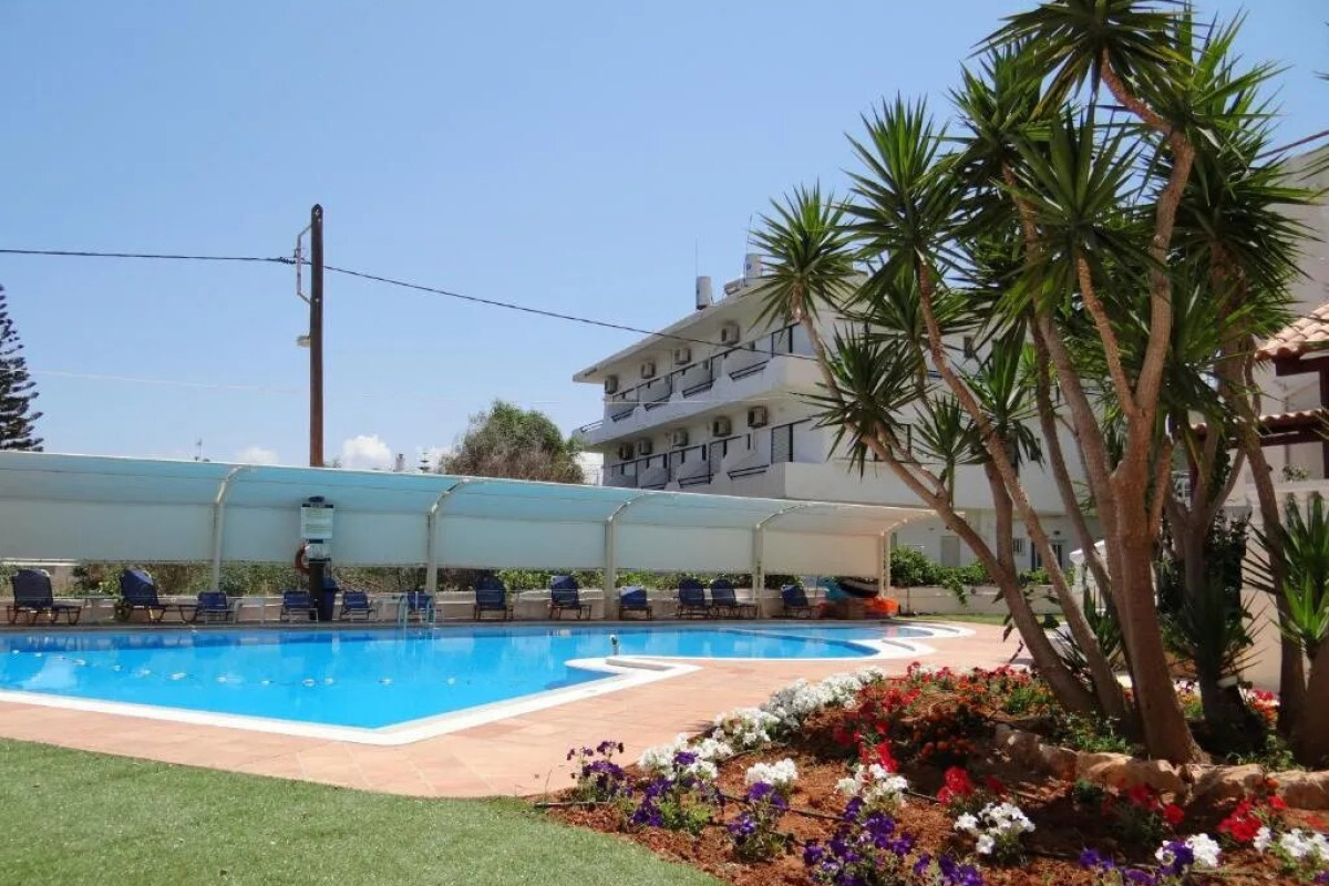 PERLA BEACH