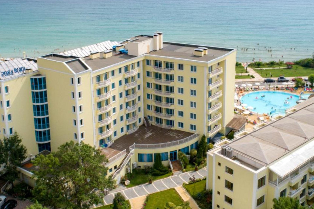 PERLA BEACH HOTEL III