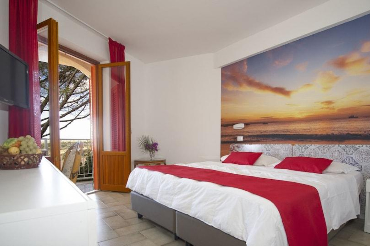Perla Del Golfo Resort