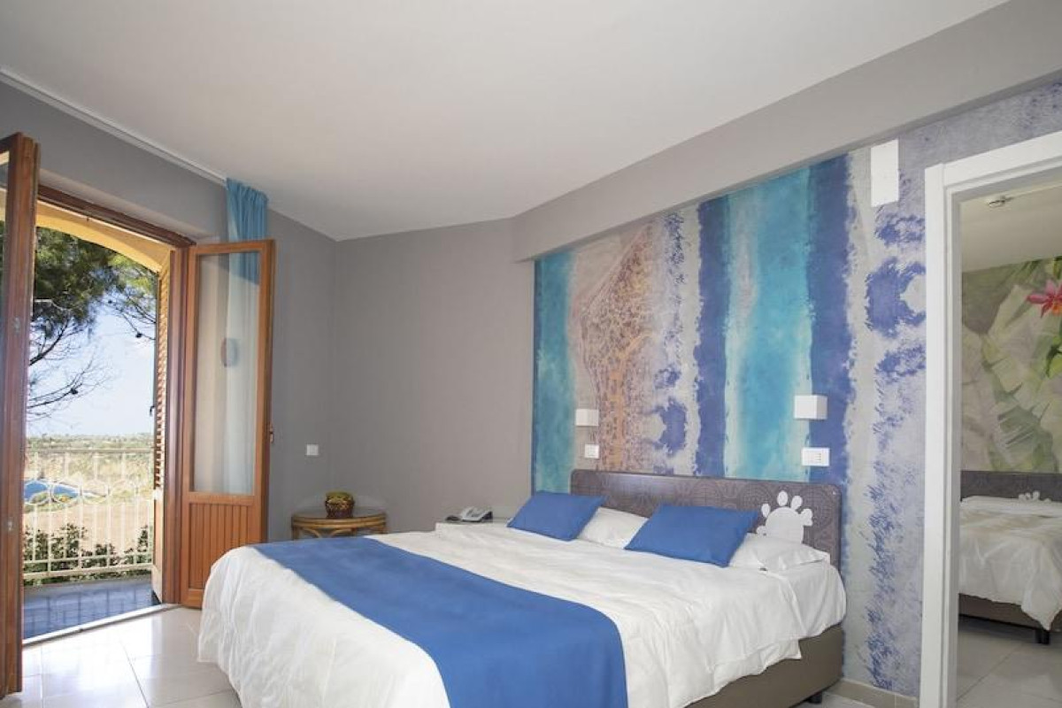 Perla Del Golfo Resort