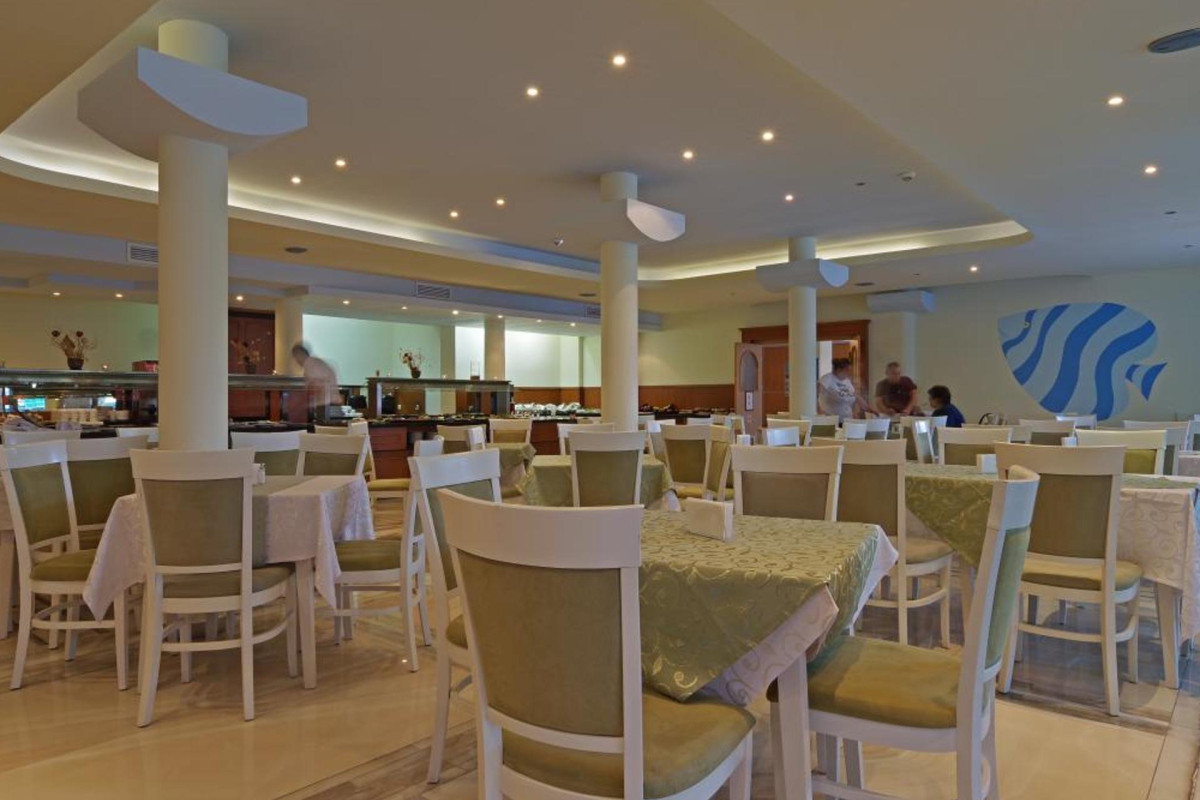 PERLA PLAZA