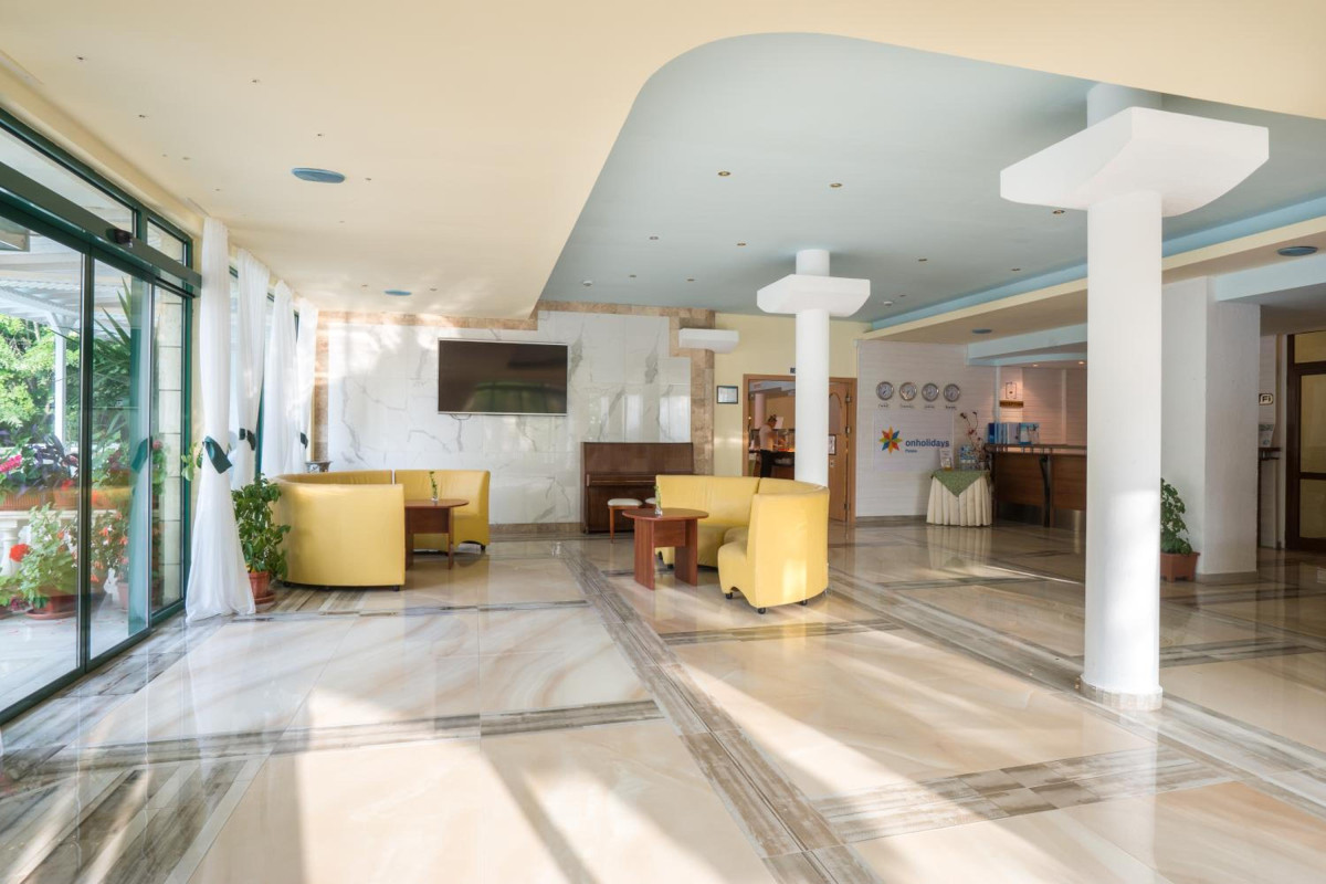 PERLA PLAZA
