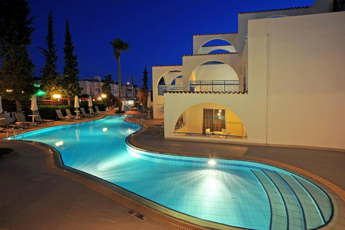 Petrosana Hotel Apartments