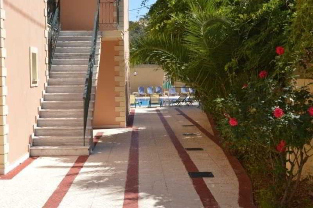 PHILIPPOS APARTMENTS