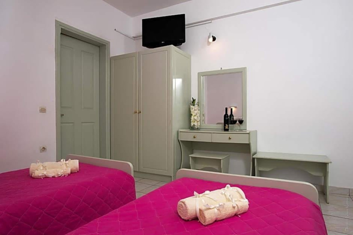PHILIPPOS APARTMENTS