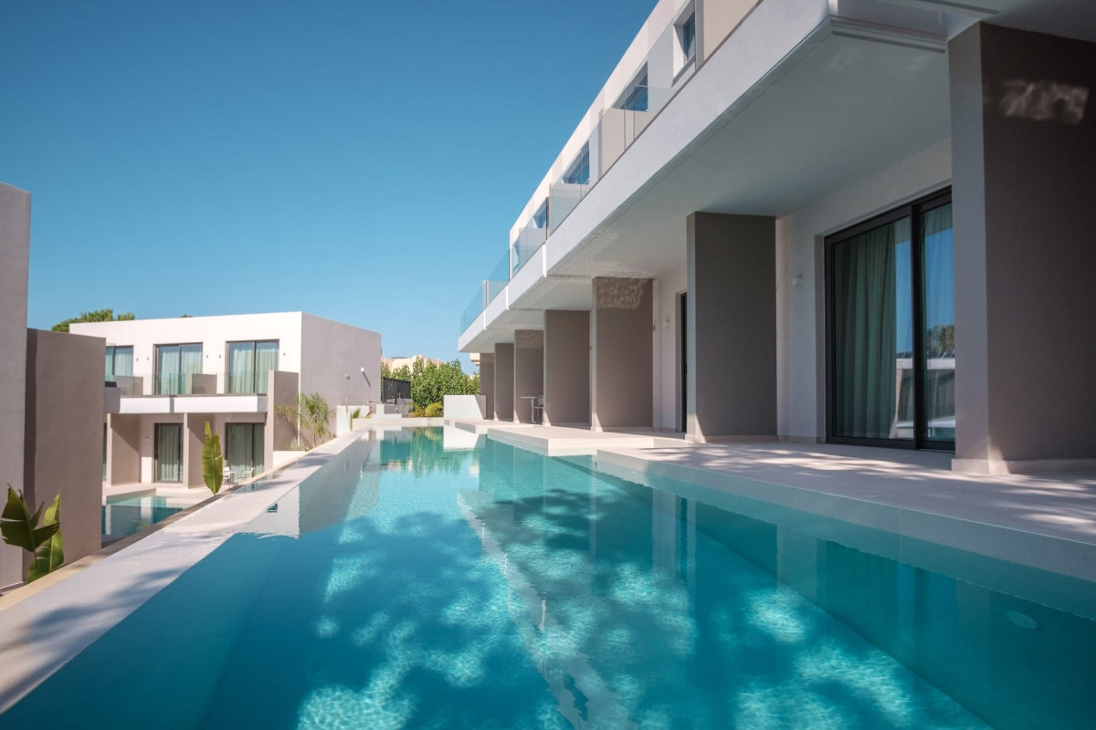 PHOS HOTEL PLATANIAS Adults only