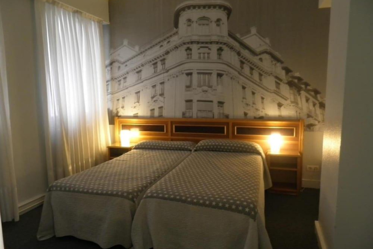 PHOTO ZABALBURU HOTEL
