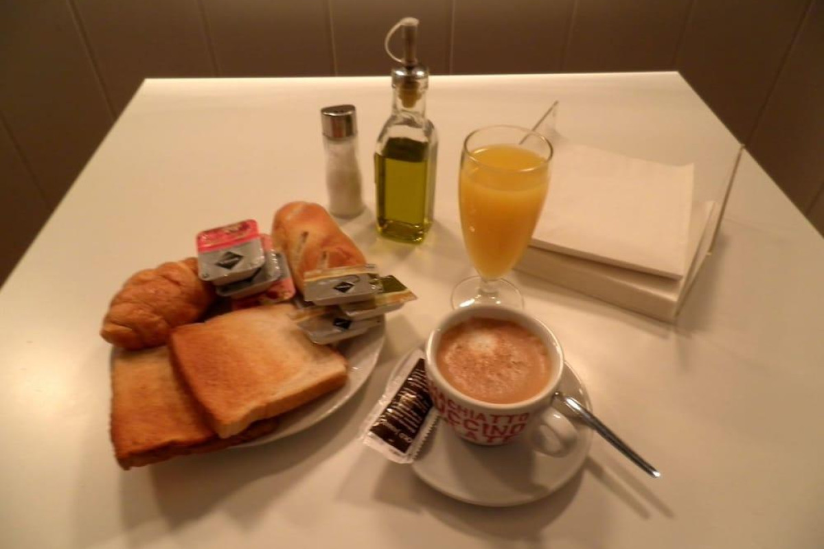 PHOTO ZABALBURU HOTEL