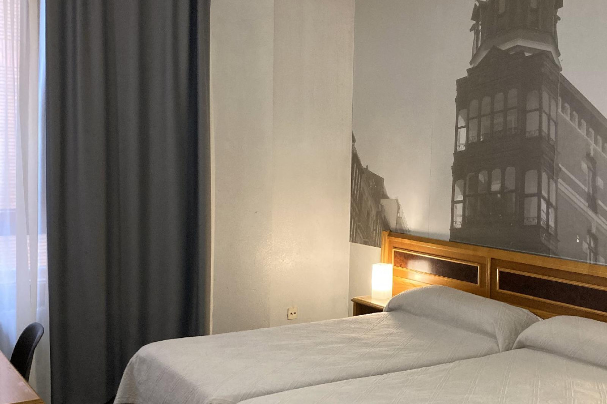 PHOTO ZABALBURU HOTEL