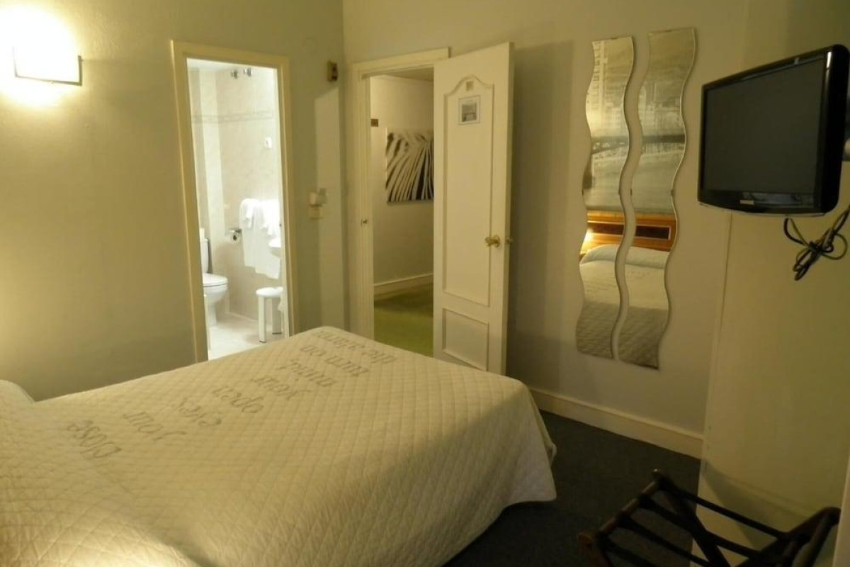 PHOTO ZABALBURU HOTEL