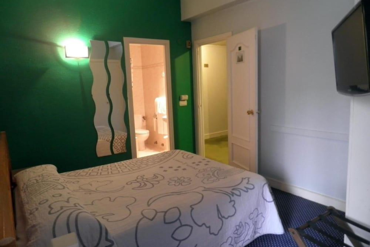 PHOTO ZABALBURU HOTEL