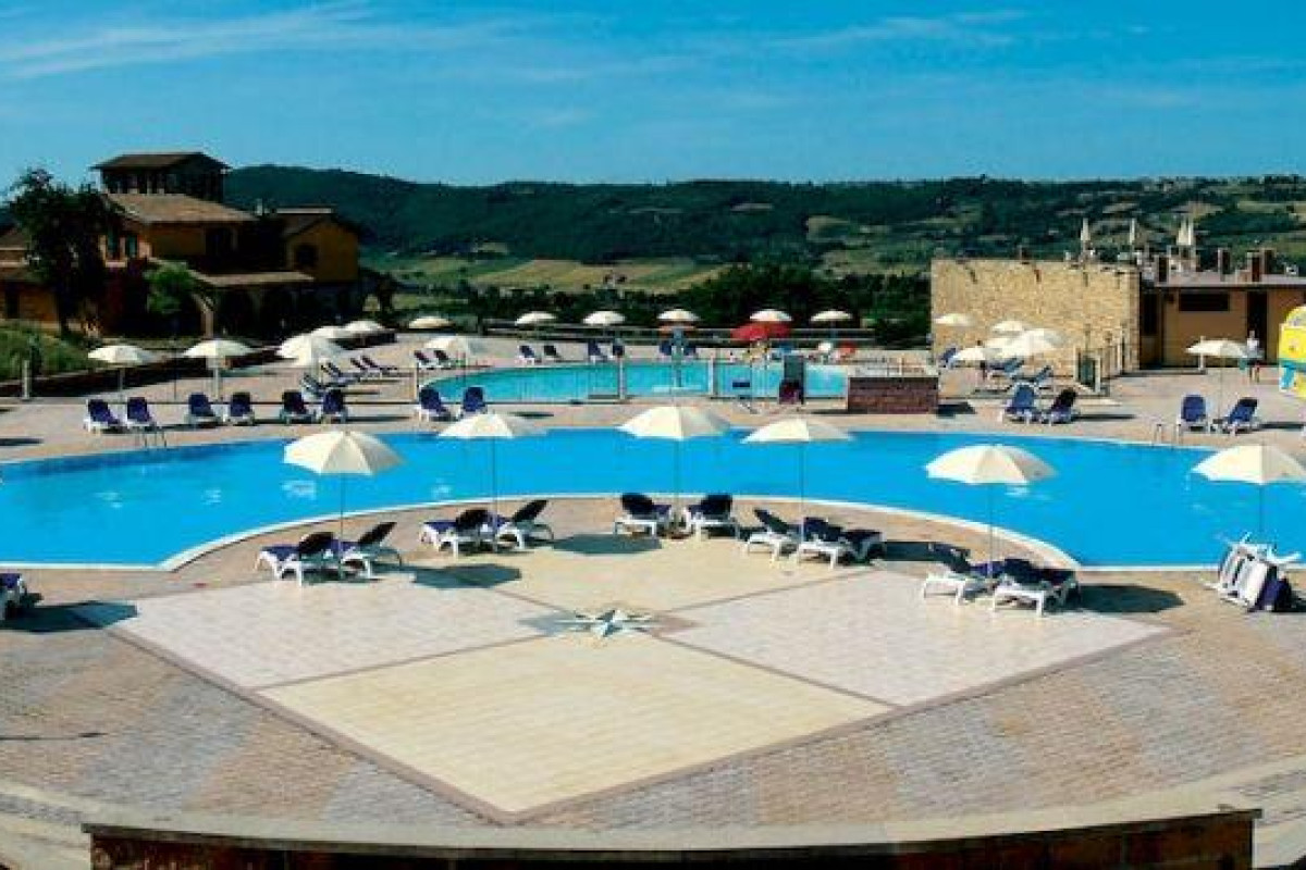 Pian Dei Mucini Resort Le Ville