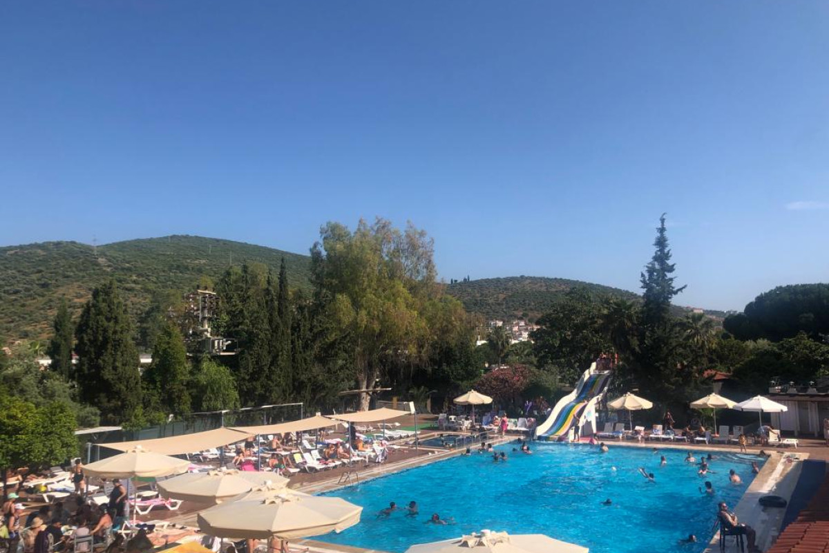 PIGALE BEACH RESORT