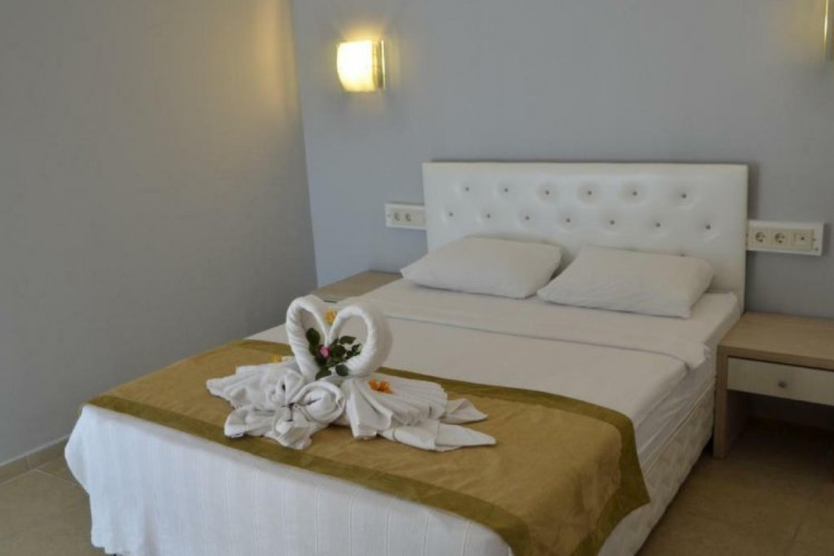 PINE BEACH HOTEL TURUNC