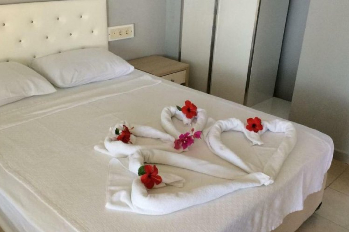 PINE BEACH HOTEL TURUNC