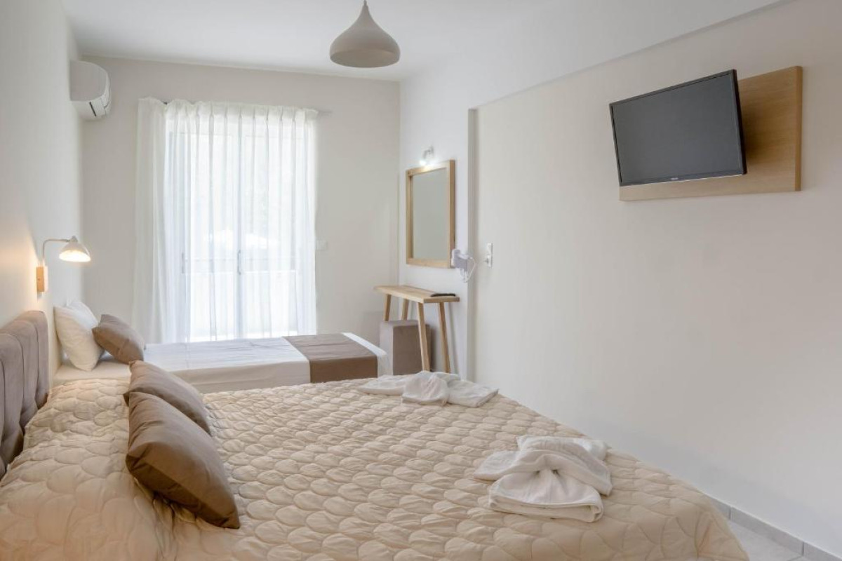 Pinelopi Hotel & Apartments