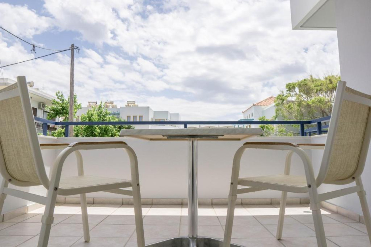 Pinelopi Hotel & Apartments