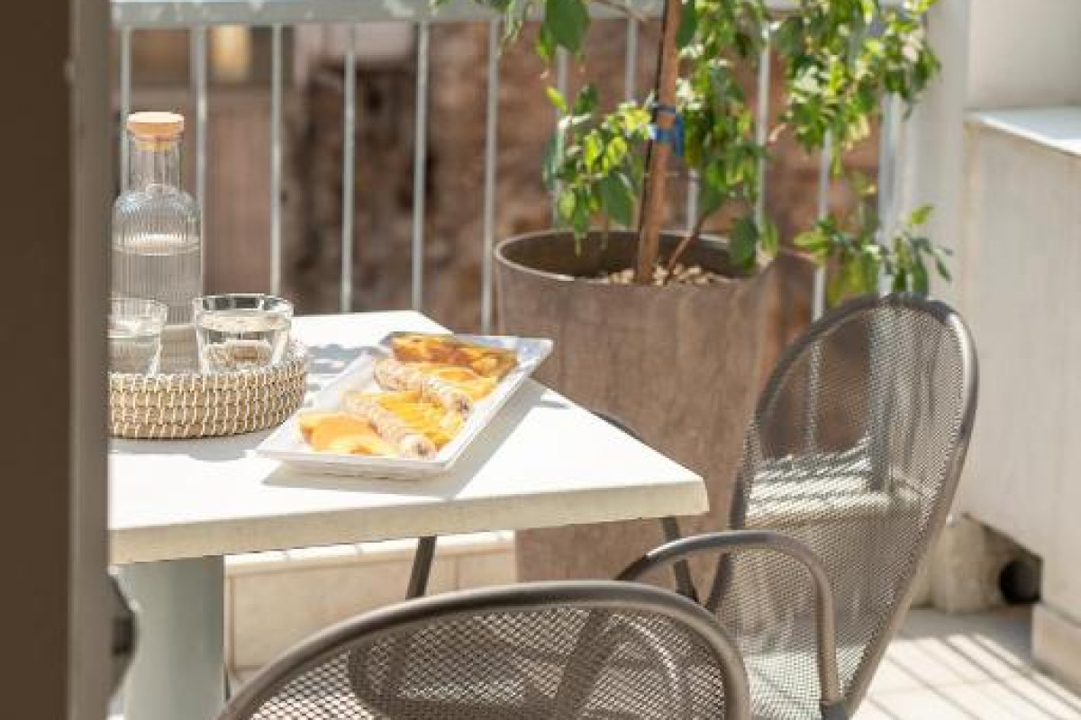 Piraeus City Hotel