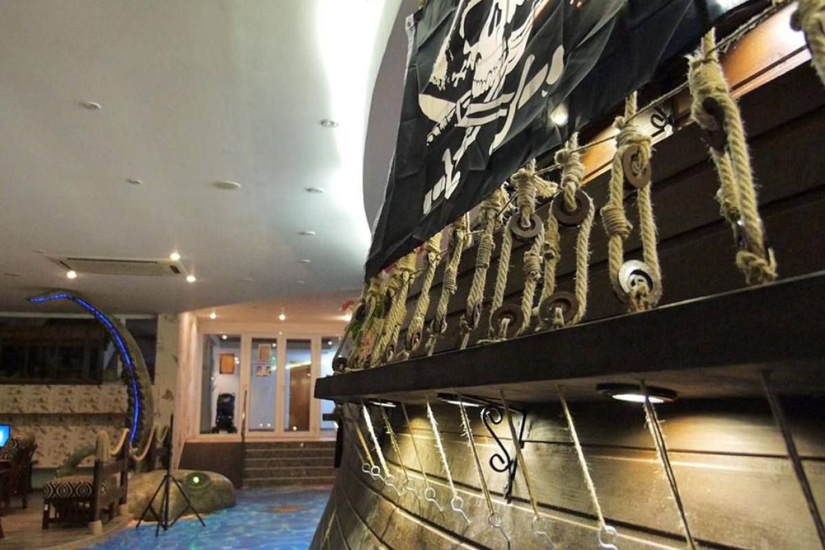 HOTEL PIRATES RESORT.