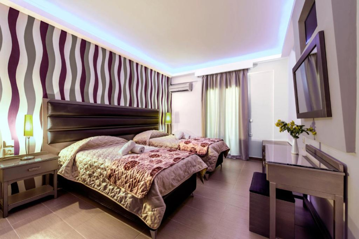 Pirofani Hotel