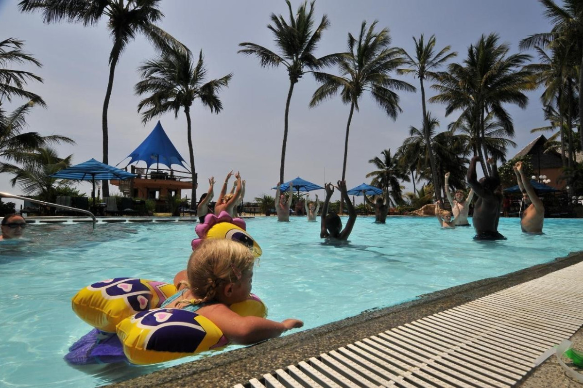 Bahari Beach Hotel