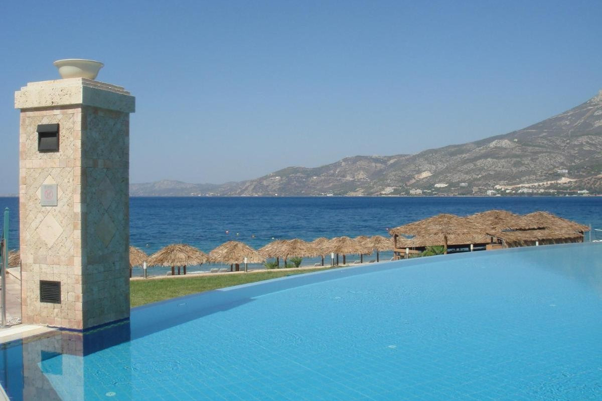 Club Hotel Casino Loutraki