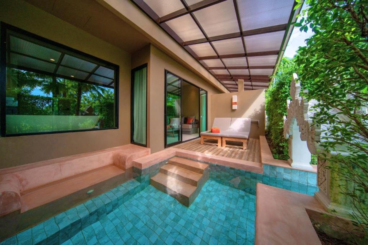 Maikhao Palm Beach Resort