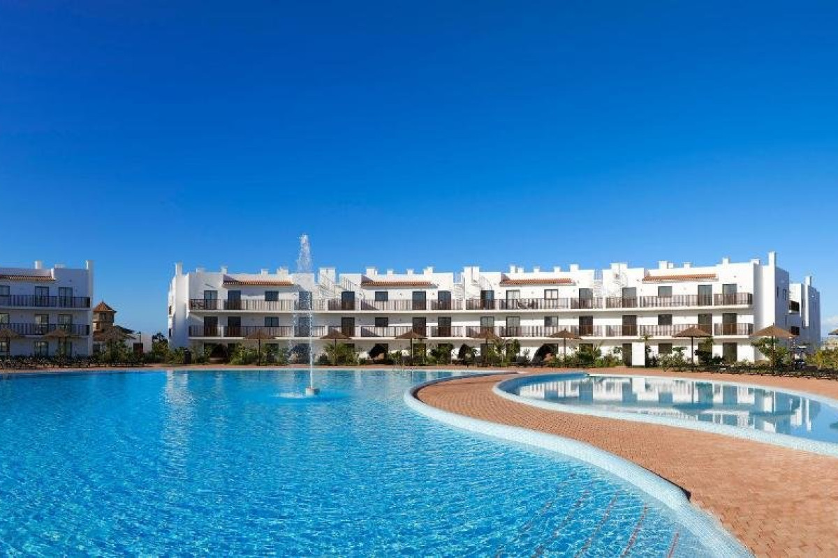 Meliá Dunas Beach Resort & Spa