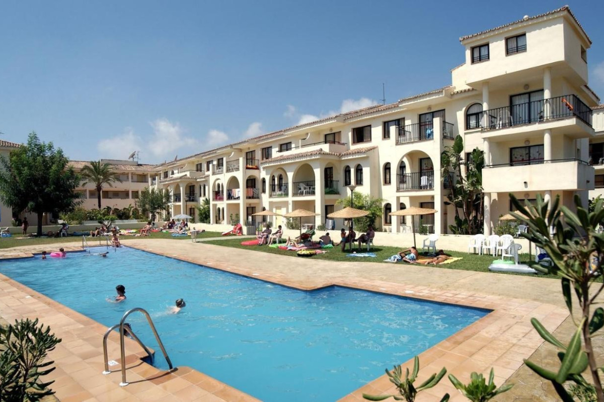 Puente Real Hotel