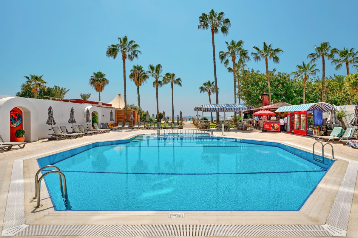 Elysee Beach Hotel