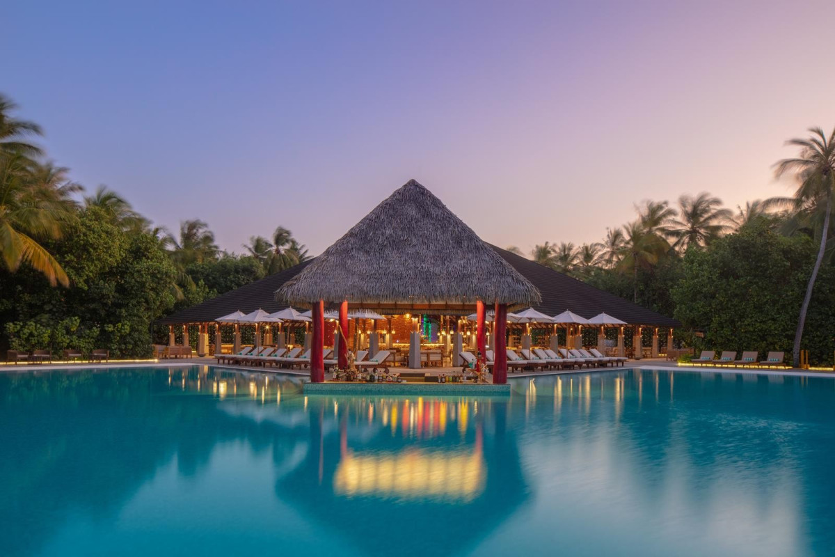 Adaaran Select Meedhupparu & Prestige Water Villas