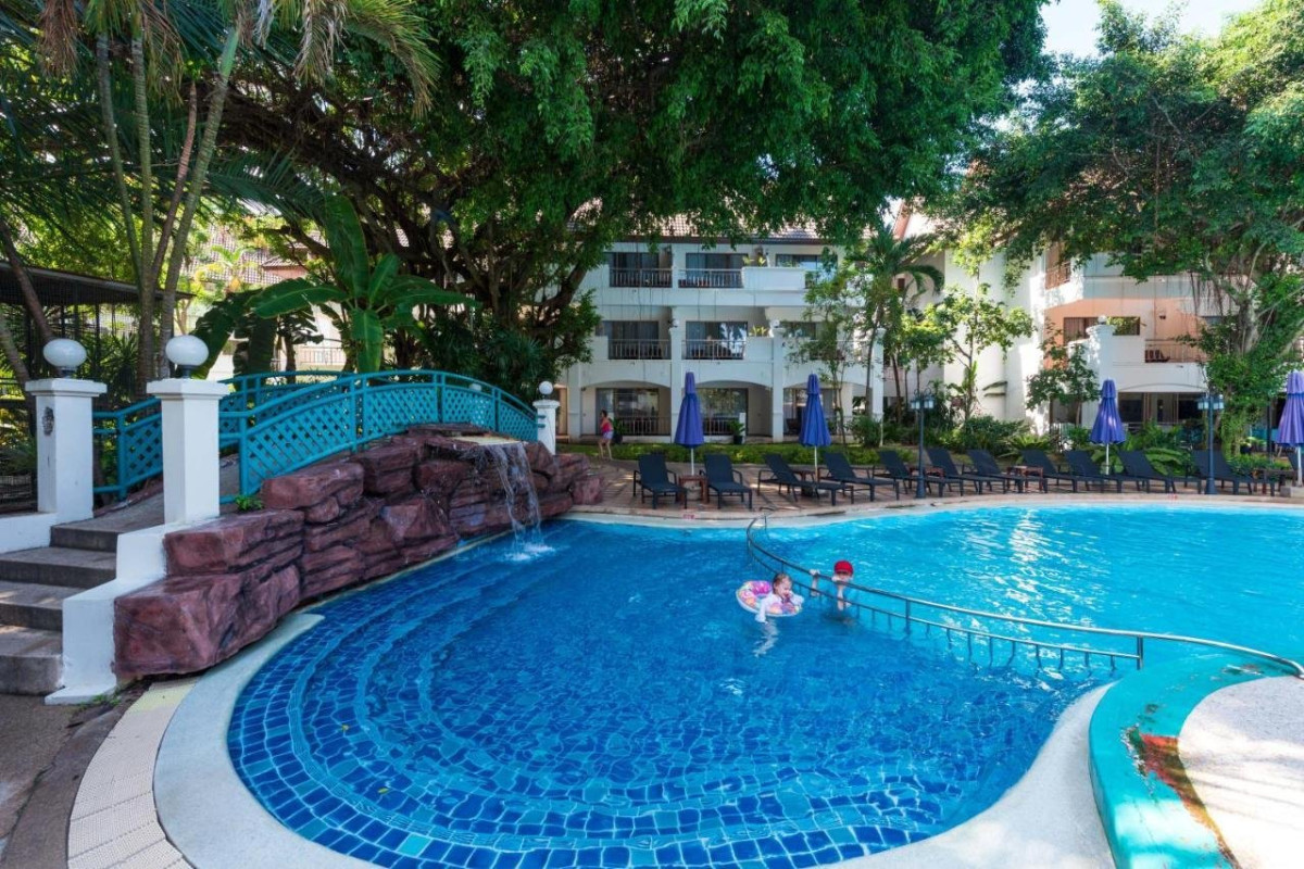 Pinnacle Grand Jomtien Resort & Beach Club