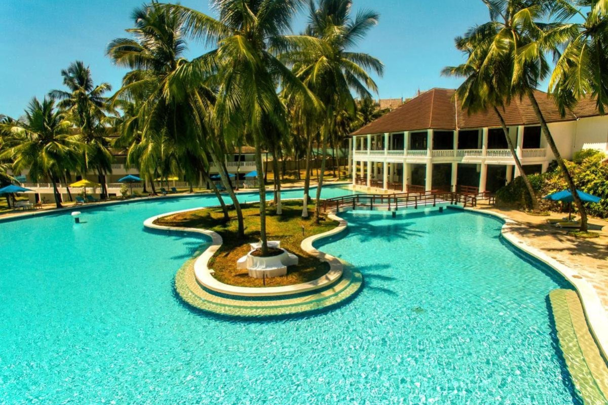 Prideinn Flamingo Beach Resort and Safari Tsavo Explorer RO
