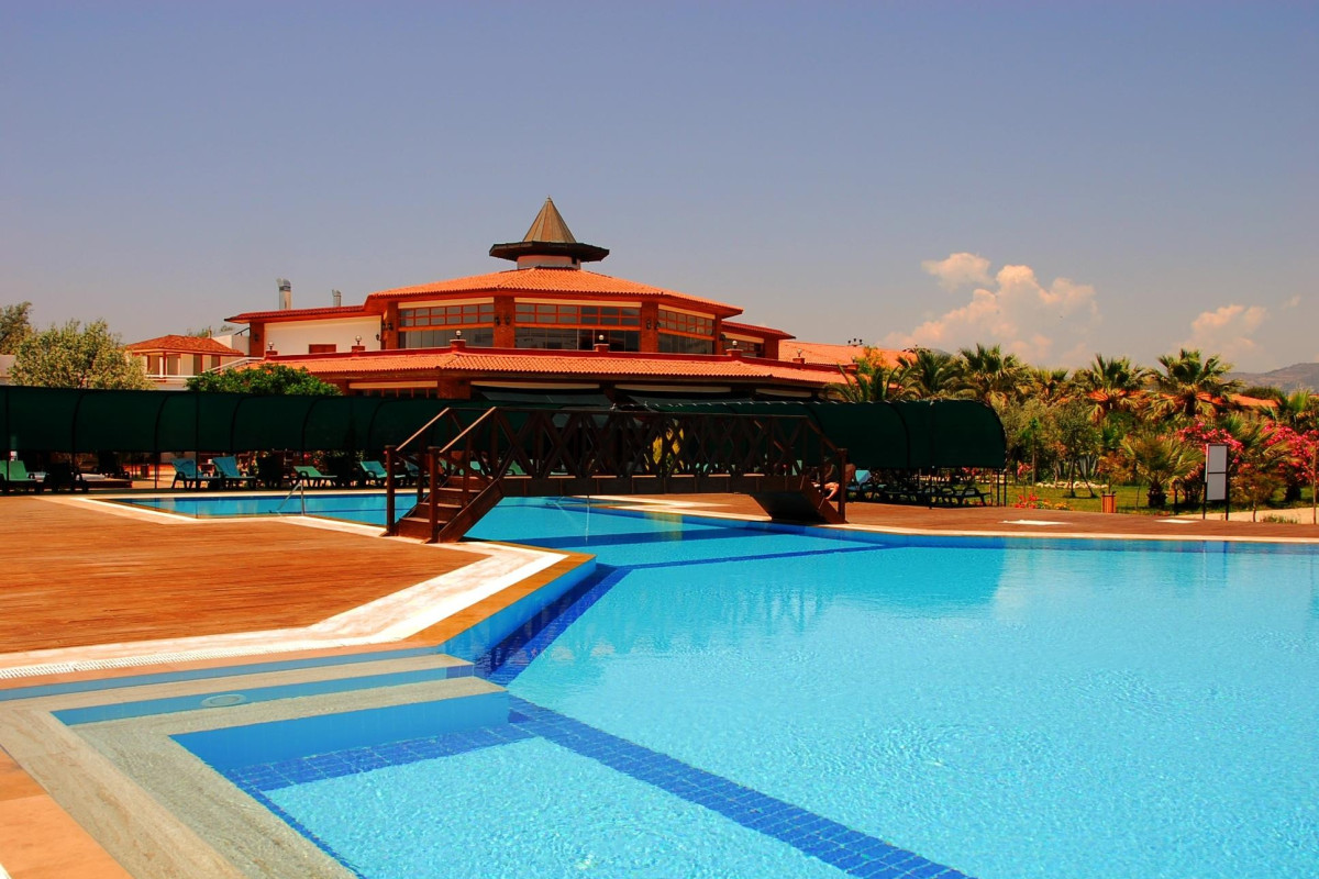 ANGORA BEACH RESORT SEFERIHISAR