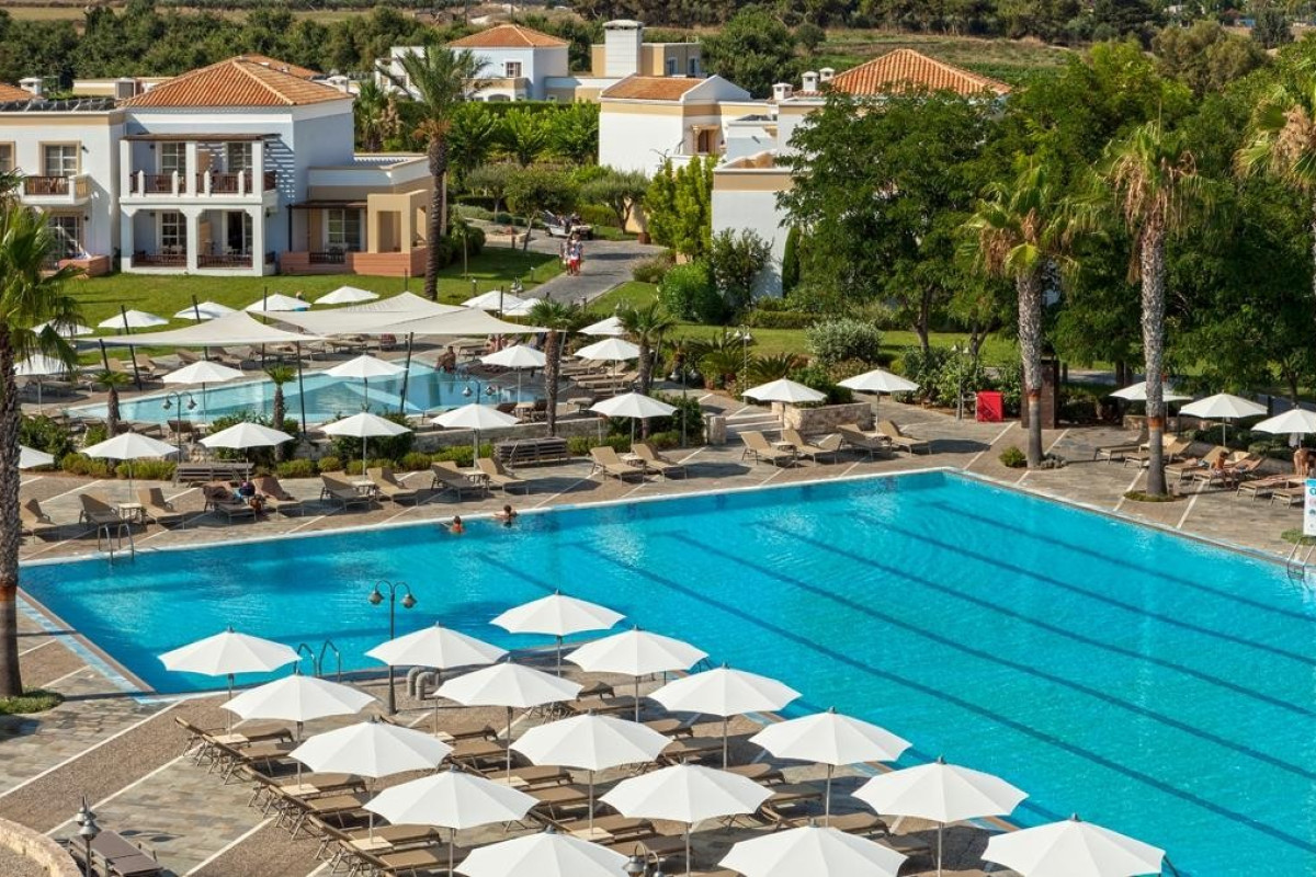 Neptune Luxury Resort