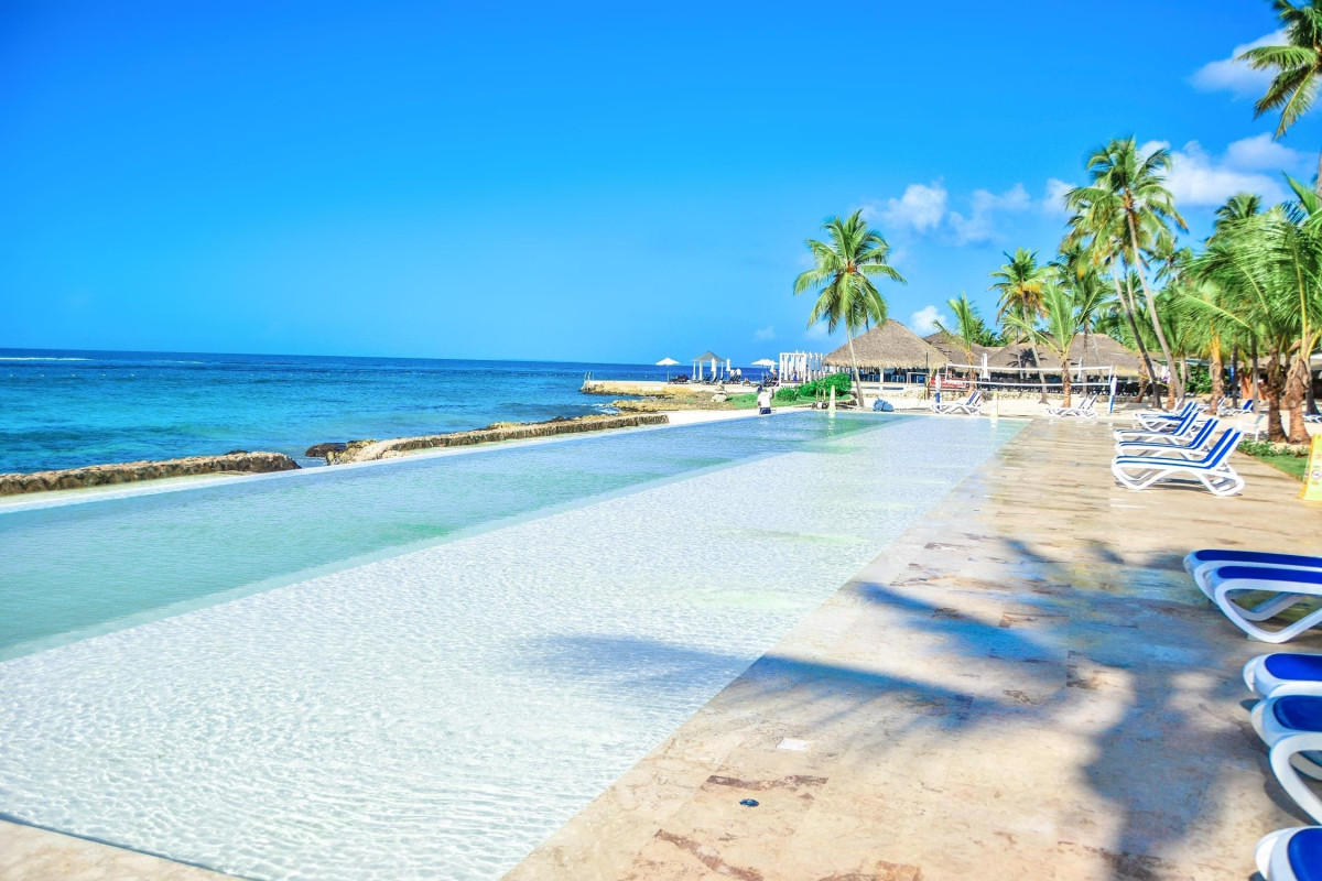 Viva Wyndham Dominicus Beach