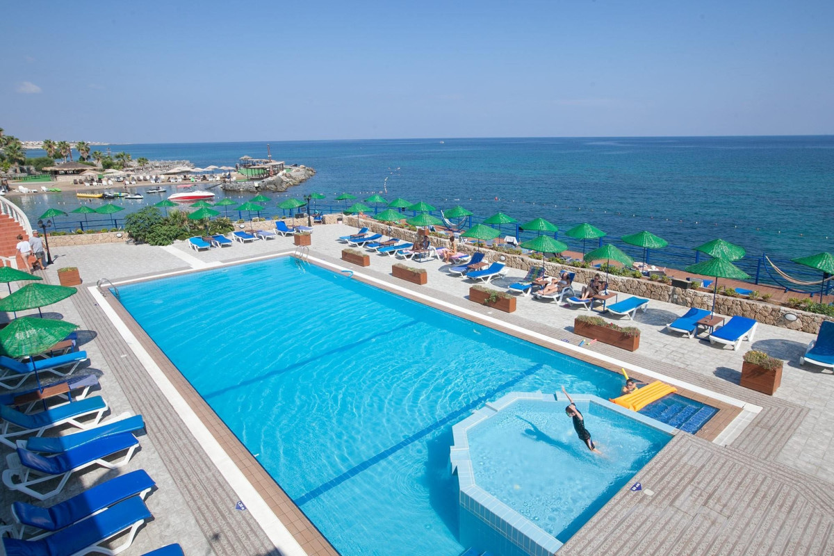 Manolya Hotel